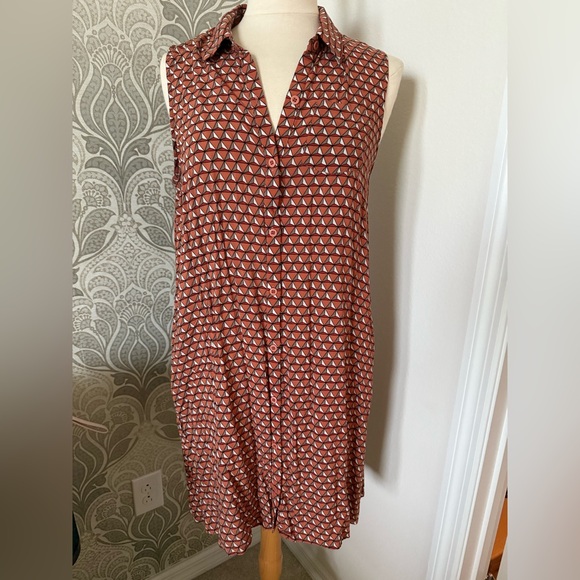 H.One Dresses & Skirts - H.One Sleeveless Brown Patterned Dress size L